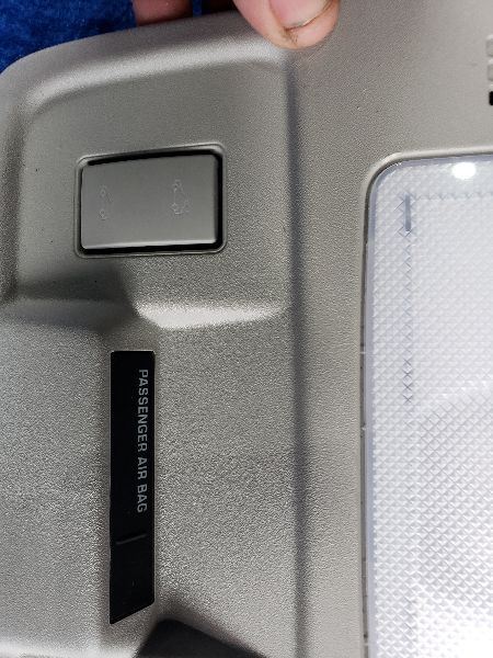 2013 2014 Chevy Camaro Overhead Sunroof Control Console Chevrolet Lighted - The Parts Farm