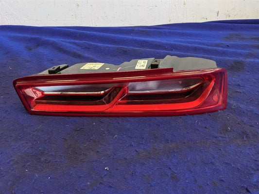 2016-2018 Chevrolet Camaro LS LT SS Passenger Taillight Lamp Lens New Take Off