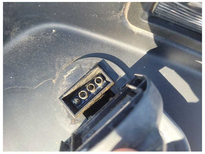 2015-2020 Ford F150 4x4 Pickup Truck Rear Bumper Receiver Chrome *Dent* 2490 - The Parts Farm