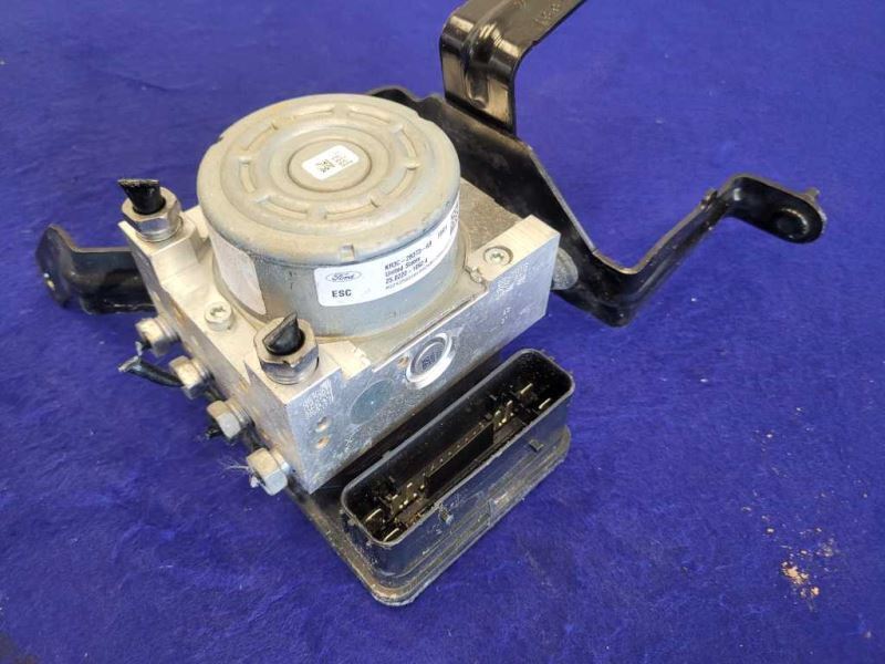 2018-2023 Ford Mustang GT S550 ABS Anti-Lock Brake Module Caliper A/T 2115 - The Parts Farm