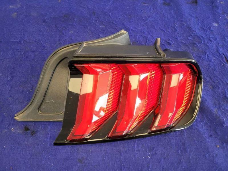 2018-2023 Ford Mustang GT S550 Passenger Right Taillight Lamp Brake Lens 2342 - The Parts Farm