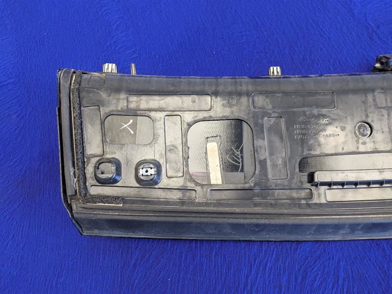 2015-2017 Ford Mustang GT Tail Finish Panel Black With Model Emblem OEM - The Parts Farm