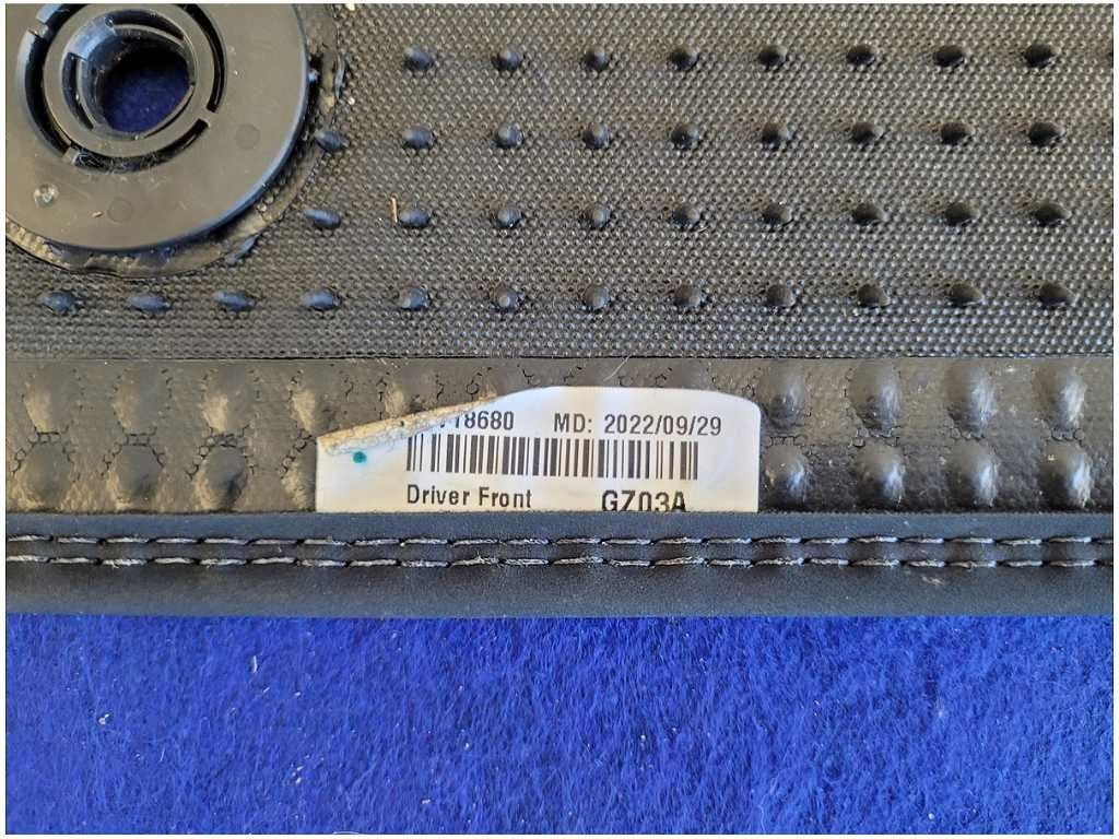 47647555