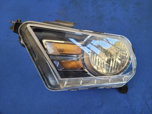 2010-2012 Ford Mustang GT Driver Left Front Headlight Lamp Lens *Broke* 2470 - The Parts Farm