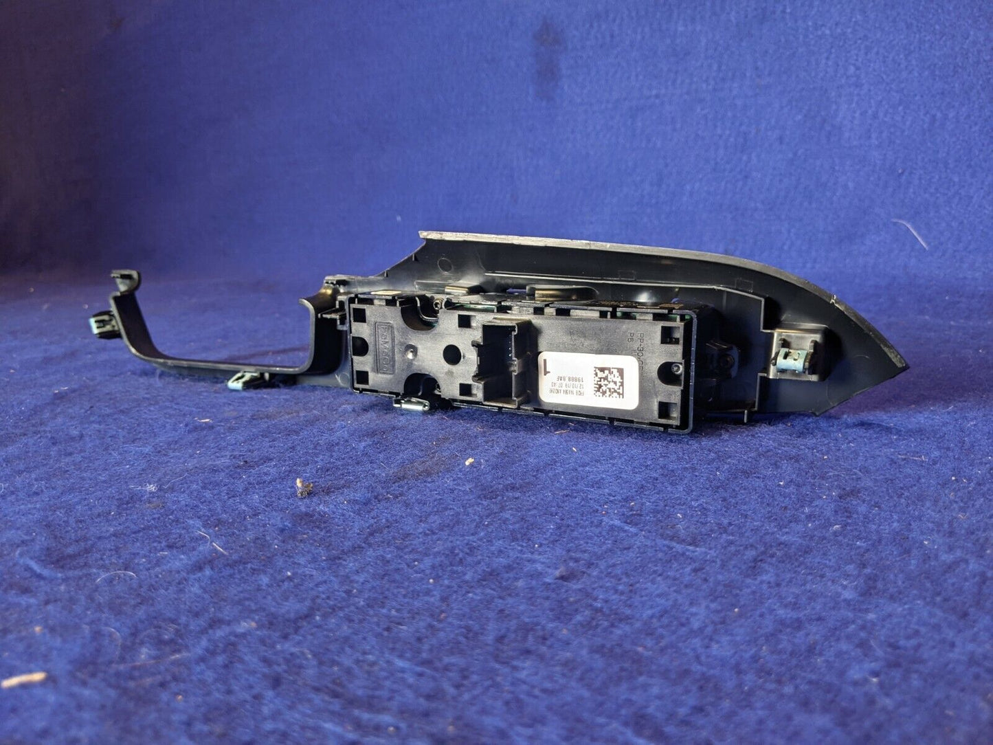 2018-2023 Ford Mustang GT S550 Coupe Driver Left LH Door Panel Switch Rest Lock - The Parts Farm