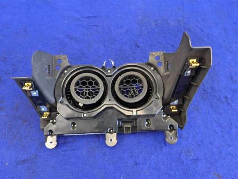 2019-2020 Chevrolet Camaro ZL1 HVAC AC Temperature Control Dual Zone CJ2 - The Parts Farm