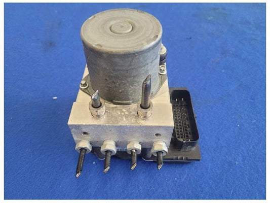 2012-2015 Chevrolet Camaro SS ABS Anti-Lock Brake Module Pump Front Switch 2554