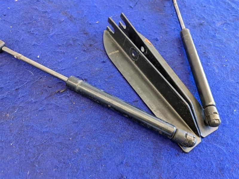 2015-2021 Ford Mustang GT S550 Aftermarket Hood Hinge Front Black Right Light - The Parts Farm