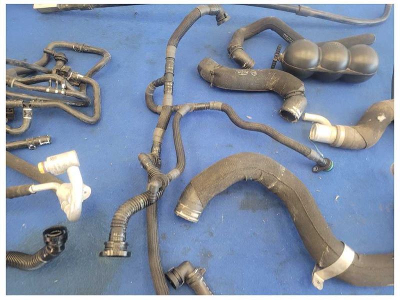 2014 Audi R8 V10 Coupe Assorted Hoses Pipes Rubber  2136 - The Parts Farm