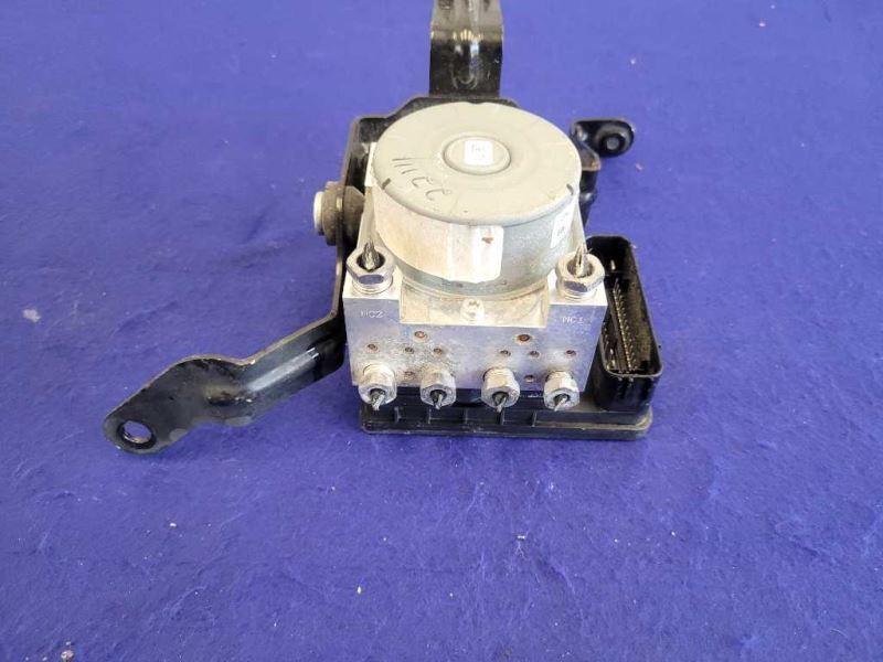 2019-2020 Ford Mustang GT S550 ABS Module Anti-Lock Brake Pump 2214 - The Parts Farm