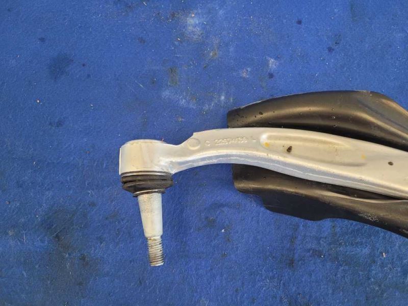 2016-2020 Chevrolet Camaro SS LT1 6.2L Driver Front Lower Control Arm 2434 - The Parts Farm