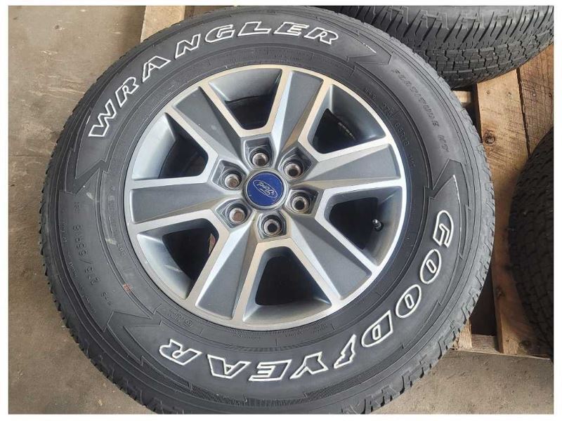 2015-2017 Ford F150 Pickup Truck Wheel 18x7.5 Painted 6 Spoke Tire 2575 - The Parts Farm