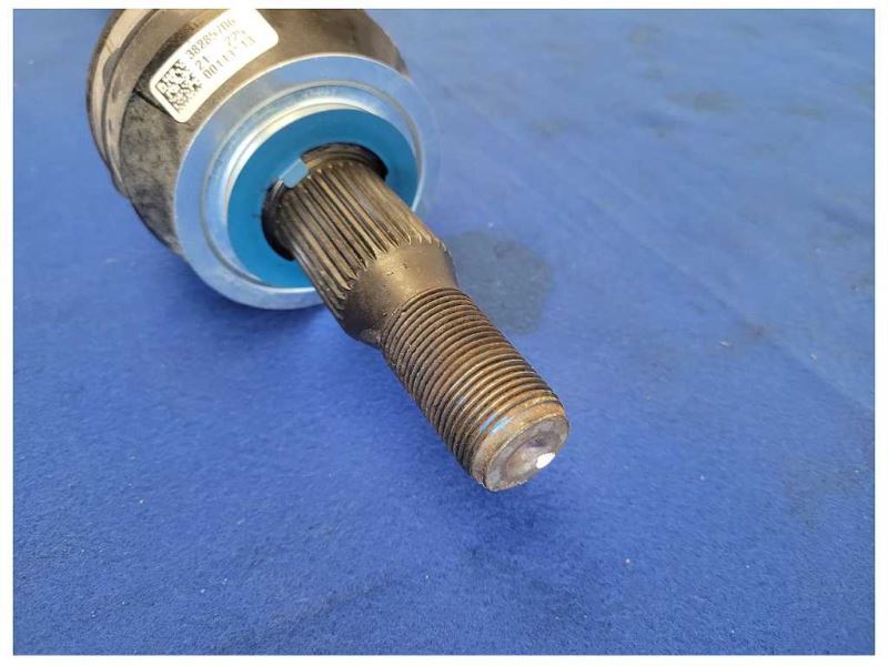 2017-2020 Chevrolet Camaro SS 6.2L Passenger Rear Axle Shaft Half C124 - The Parts Farm