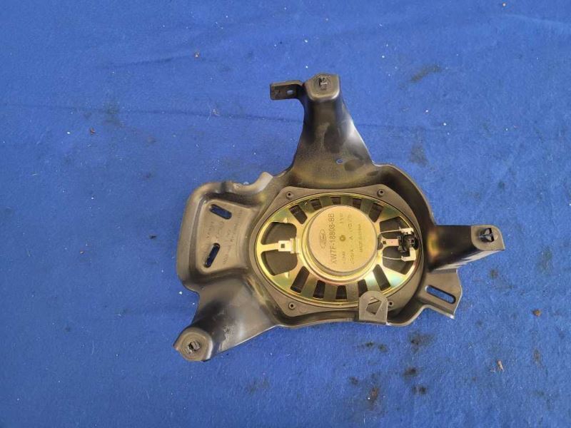 2005-2009 Ford Mustang GT 4.6L Saleen Convertible Driver Door Speaker Audio 2453 - The Parts Farm