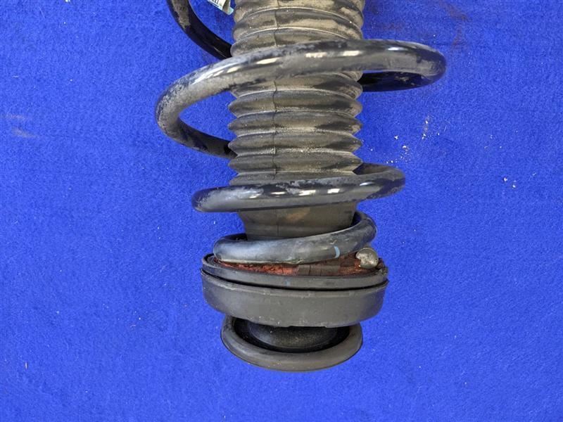 2010-2011 Chevrolet Camaro SS Driver Left LH Strut Spring Front Suspension - The Parts Farm