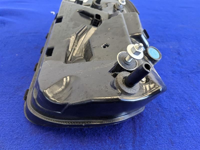 2018-2023 Ford Mustang GT S550 Driver Left LH Tail Light Lamp Brake Lens OEM - The Parts Farm