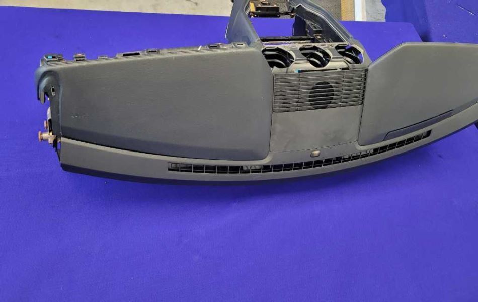 2015-2017 Ford mustang GT S550 Dash Panel Board No Gauge Pack Vent Bezel Trim - The Parts Farm