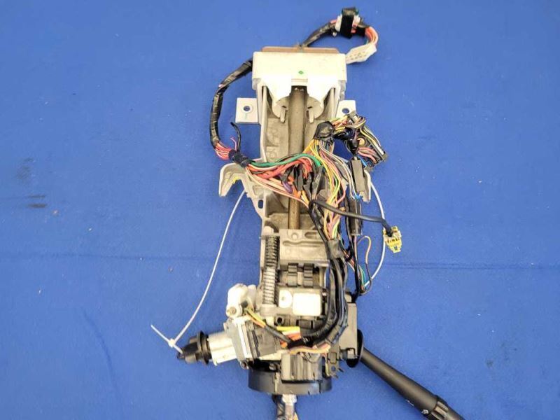 2003-2006 Chevrolet SSR Pickup Truck Steering Column Key Damage 2432 - The Parts Farm