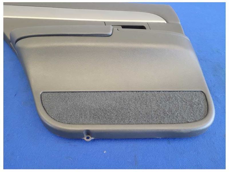 2003-2004 Mercury Marauder 4.6L 4v Passenger Rear Door Panel Card 2522 - The Parts Farm
