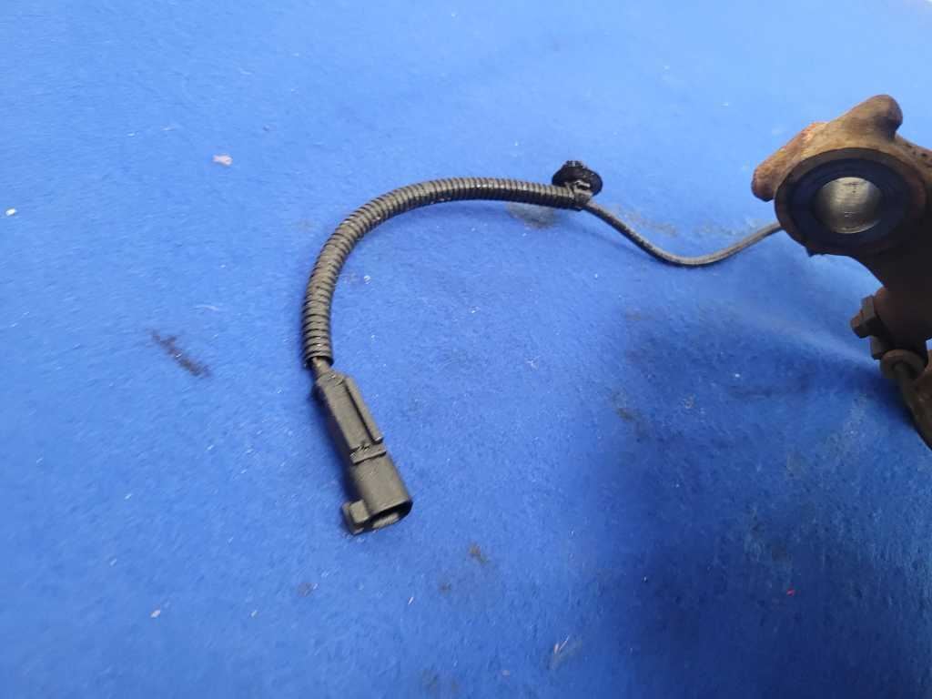 2023 Ford F250 F-250 Super Duty Truck 4x4 Driver Front Spindle Knuckle 2558 - The Parts Farm