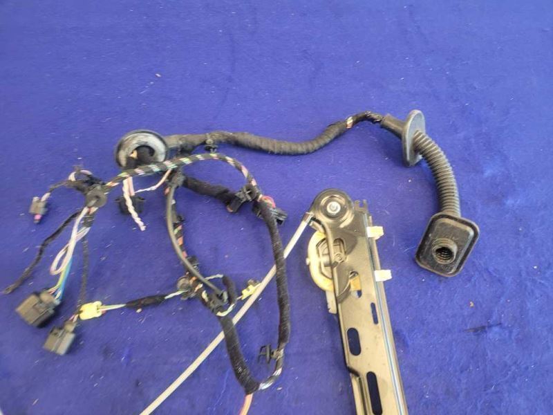 2017 Porsche 911 Turbo 991 Passenger Front Window Regulator - The Parts Farm