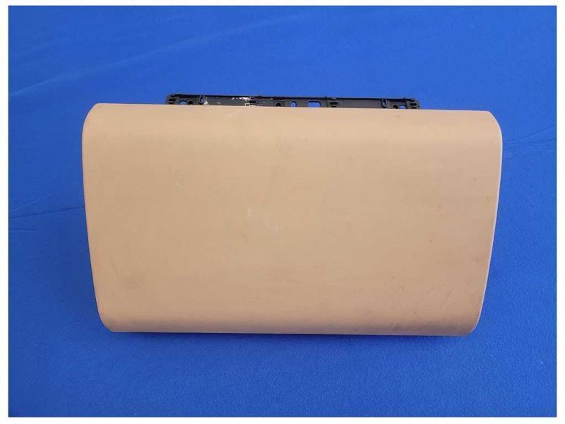 2004-2006 Porsche Cayenne Turbo 4.5L Glove Box Tan Passenger Front 2137 - The Parts Farm