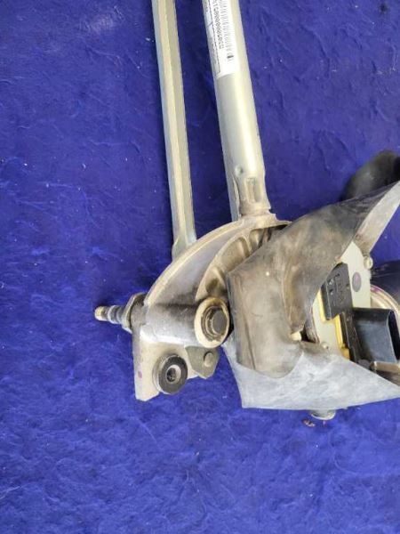 2014-2017 Chevrolet SS 6.2L Sedan Windshield Wiper Linkage Motor 2372 - The Parts Farm