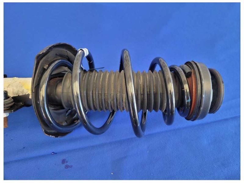 2010-2015 Chevrolet Camaro SS Passenger Front Strut Spring Suspension 2511 - The Parts Farm