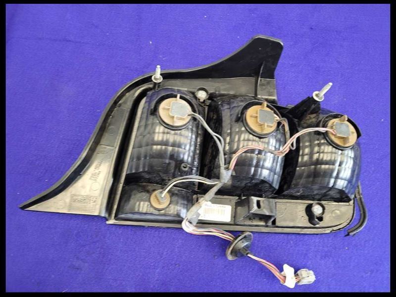 2005-2009 Ford Mustang GT GT500 Driver Left LH Tail Light Lamp Brake Lens - The Parts Farm