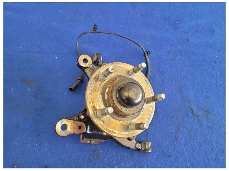 2005-2009 Ford Mustang GT 4.6L Saleen Passenger Front Spindle Knuckle Hub 2453 - The Parts Farm