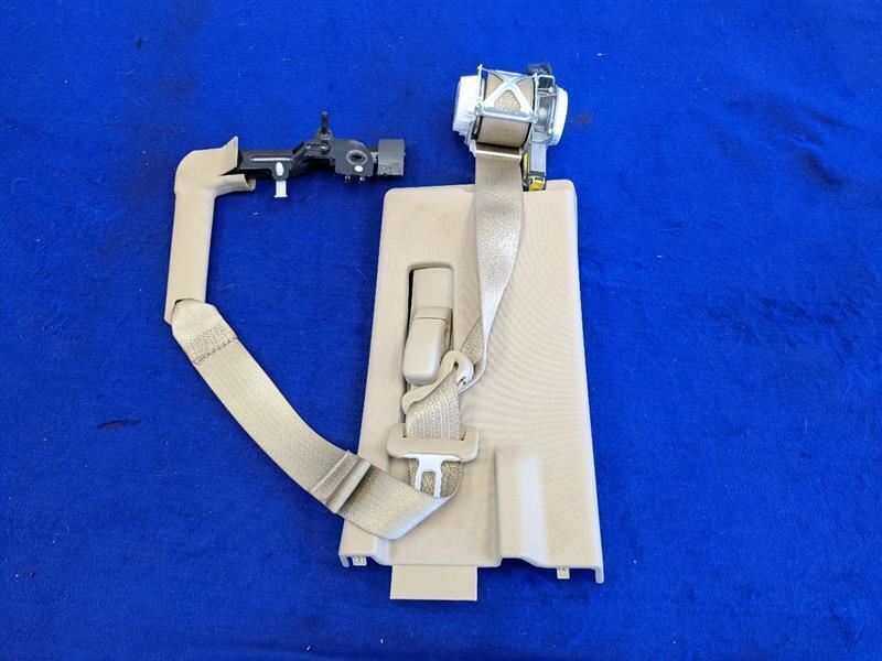 2018-2020 Ford F150 4x4 Pickup Truck Passenger RH Front Seat Belt Retractor - The Parts Farm