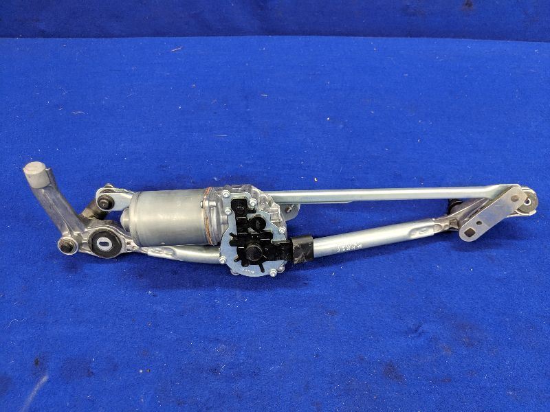 2008-2013 BMW M3 E46 Windshield Wiper Transmission Motor Linkage Arm - The Parts Farm