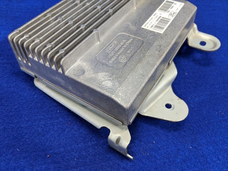 2015-2017 Ford Mustang GT 5.0L Coyote EcoBoost LH Dash Radio Amplifier Amp - The Parts Farm