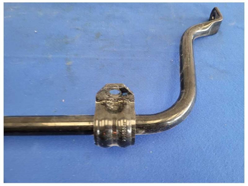 2017-2020 Chevrolet Camaro SS 6.2L Rear Sway Bar Stabilizer Suspension C124 - The Parts Farm