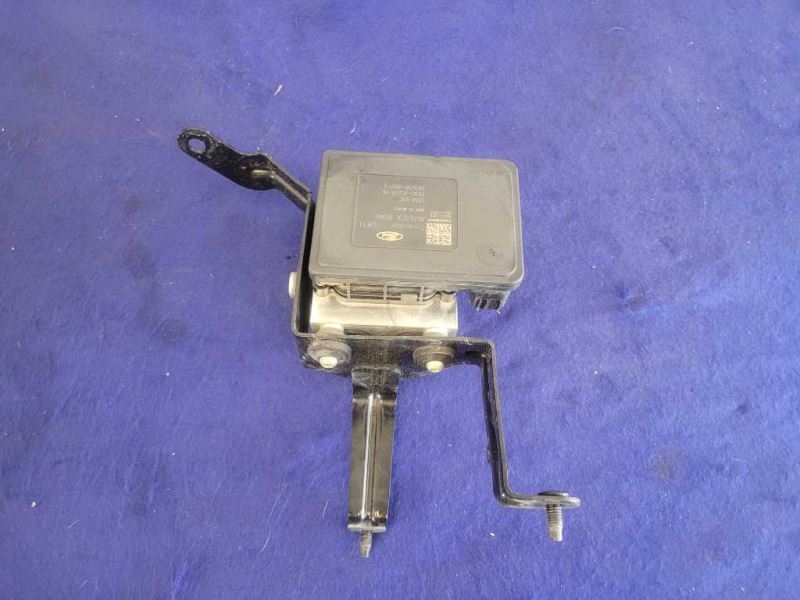 2015 Ford Mustang GT S550 Anti-Lock Brake Module Thru 03/29/15 Control Pump 2337 - The Parts Farm