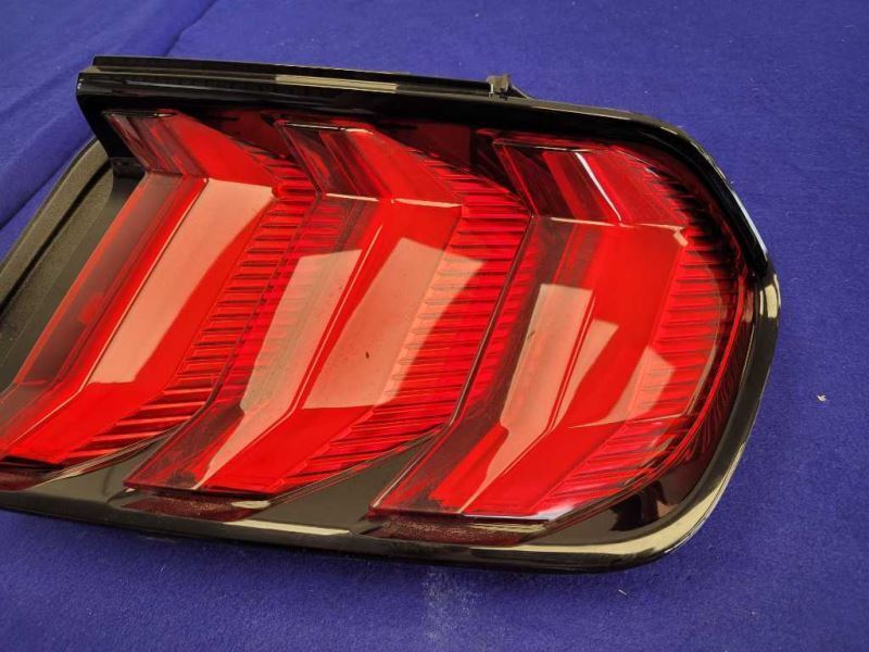 2018-2023 Ford Mustang GT S550 Passenger Right Taillight Lamp Brake Lens 2287 - The Parts Farm