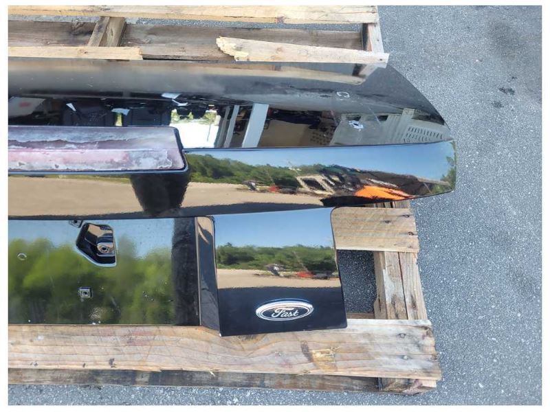 1999-2004 Ford Mustang Cobra SVT DOHC Rear Coupe Trunk Decklid Paint UA 2276 - The Parts Farm