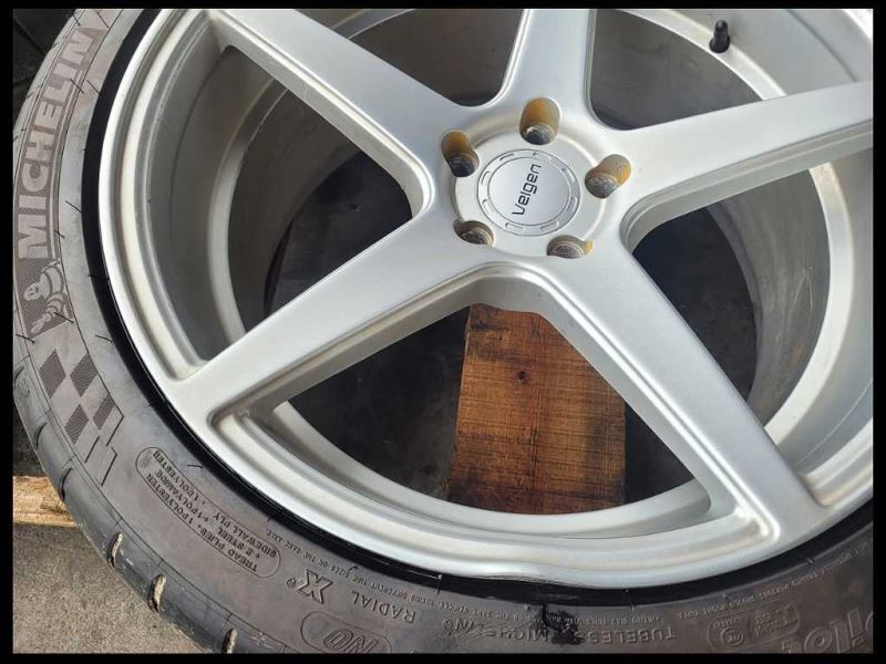 2015-2021 Ford Mustang GT S550 3 Wheels Velgen 20x9 20x10.5 Silver Spoke Rash - The Parts Farm