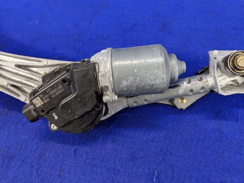 2008-2015 Cadilliac CTS-V Windshield Wiper Motor Coupe Linkage - The Parts Farm