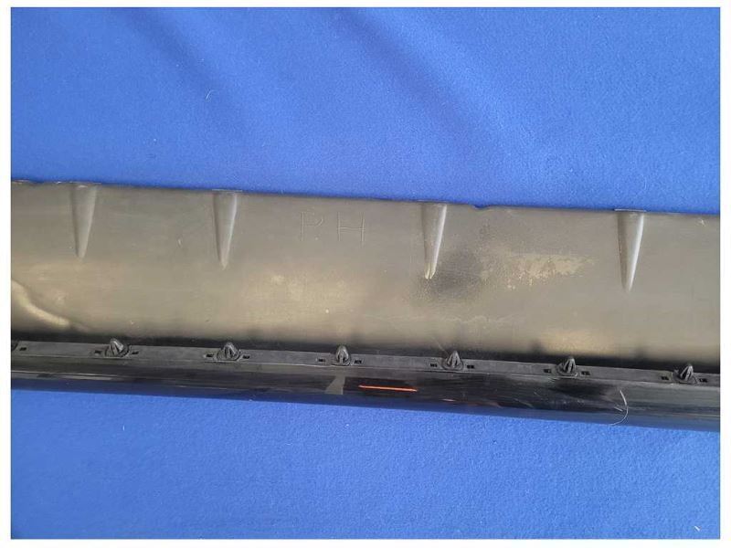 1995-1998 Ford Mustang Cobra Driver Lower Rocker Panel Paint UA 2512 - The Parts Farm