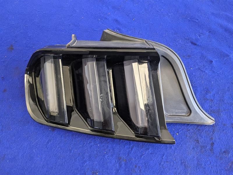 2015-2017 Ford Mustang GT S550 Driver Left Taillight Lamp Brake Lens Tint - The Parts Farm