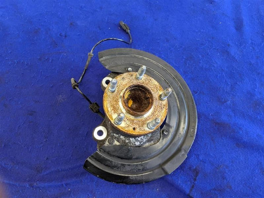 2016-2017 Chevrolet Caprice 6.0 Sedan Front Passenger Right Hub Spindle Knuckle