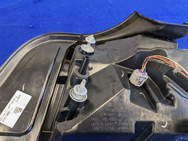 2018-2023 Ford Mustang GT S550 Driver Left LH Tail Light Lamp Brake Lens OEM - The Parts Farm