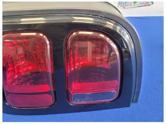 1996-1998 Ford Mustang Cobra GT Driver Rear Tail Light Lamp Light Lens 2512