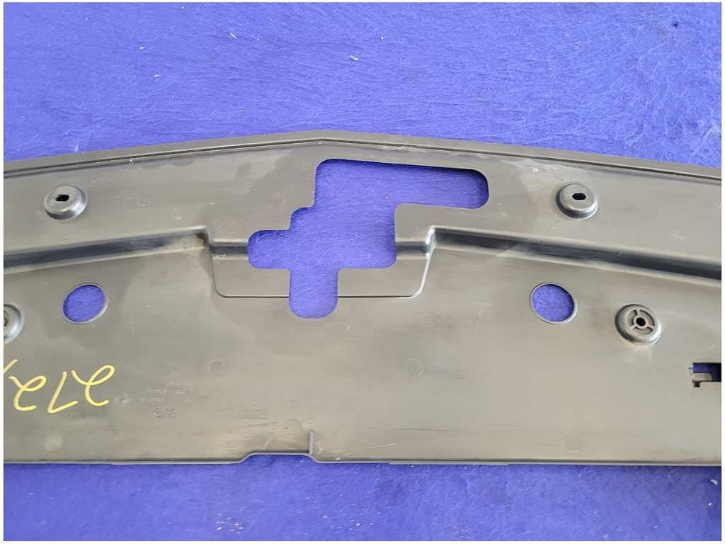 47643987