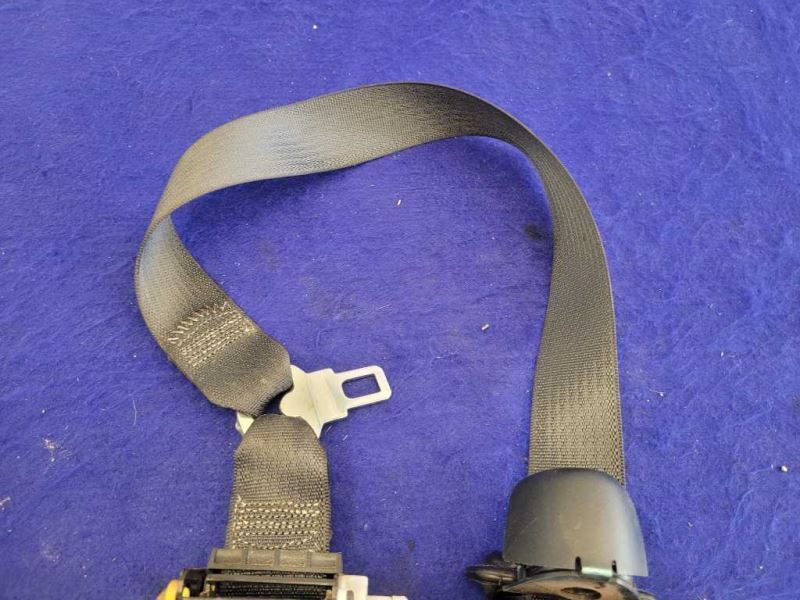 1997-2004 Chevrolet Corvette FRC Z06 C5 Passenger Front Seat Belt Retractor 2052 - The Parts Farm