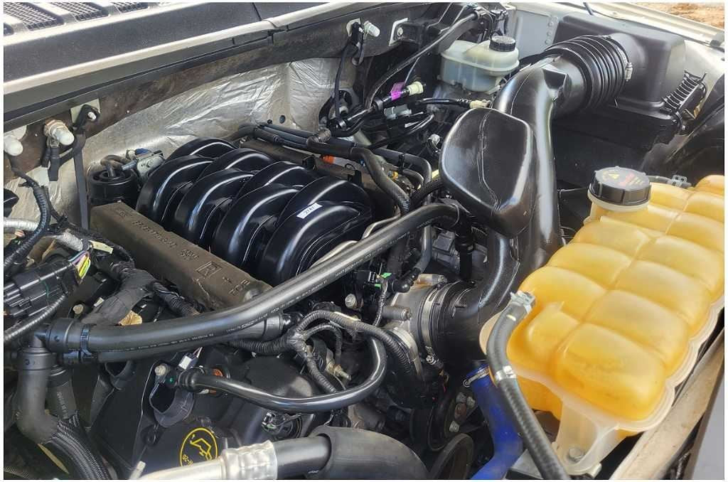 47643912