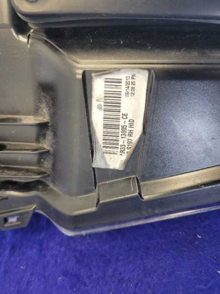 2010-2012 Ford Mustang GT Passenger Right Headlight Lamp Lens Front Broke Tab - The Parts Farm