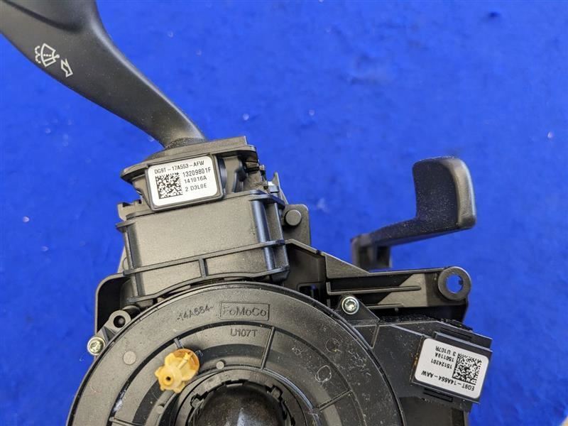 2015-2017 Ford Mustang GT S550 Driver Steering Column Turn Signal 2329 - The Parts Farm