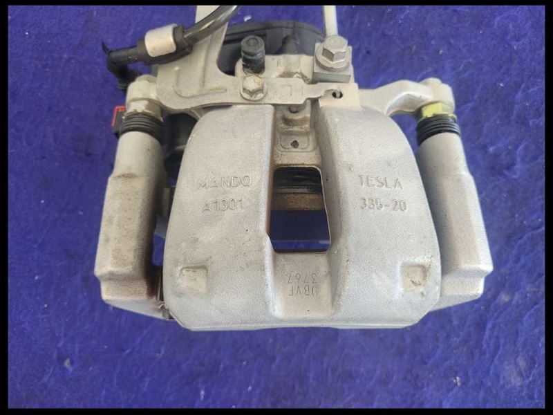 2017-2021 Tesla Model 3 Standard Plus Driver Left Rear Caliper Brake Pad Hose - The Parts Farm